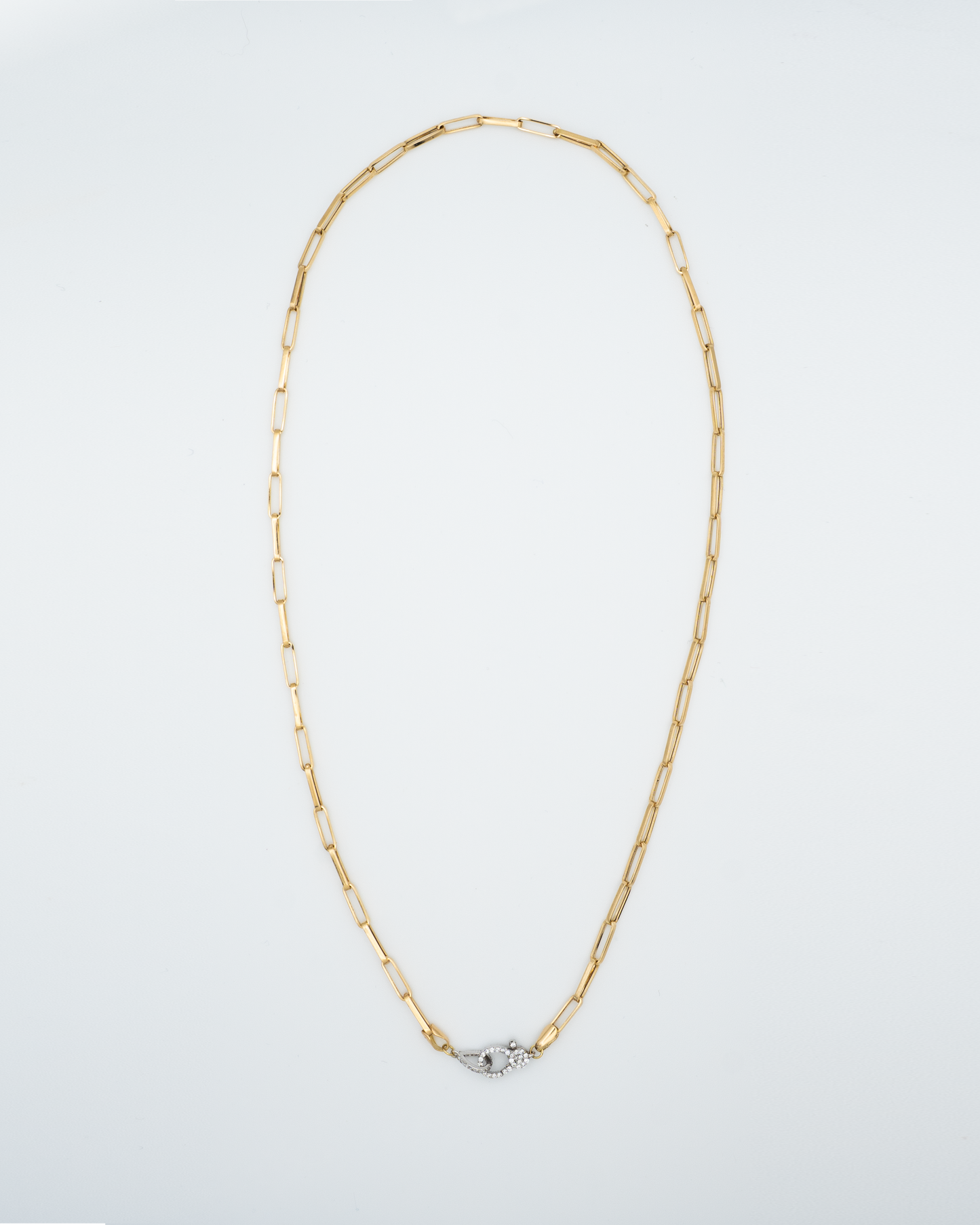 Colar elos com fecho cravejado diamantes